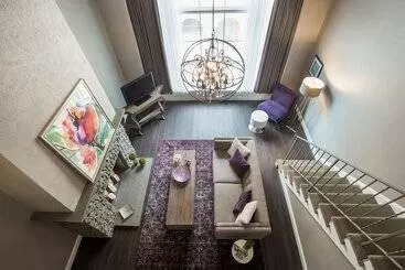 Magnolia Hotel Omaha