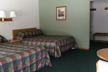 בית מלון כפרי Rustic Manor