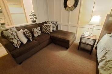 Hotel Saint Simons Inn By The Lighthouse