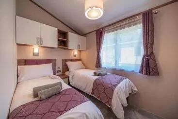 Resort Andrewshayes Orchard Retreat