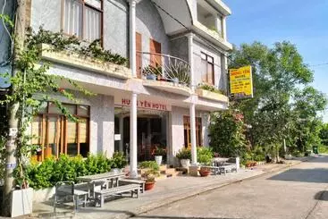 هتل Khách Sạn Hưng Yên