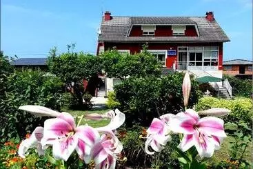 ペンション Pensión Casa Elena