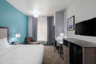 فندق Clarion Inn & Suites Dfw North