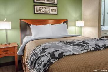 هتل Sleep Inn Near Penn State