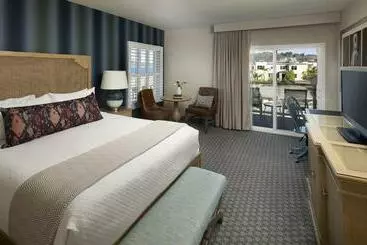 ホテル Spyglass Inn