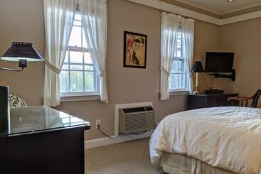 בית מלון כפרי Stanton House Inn