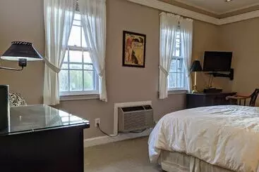 Отель Stanton House Inn