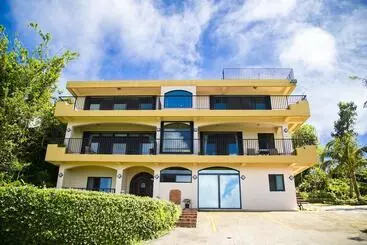 Bed and Breakfast Seven Color Sea View Villa