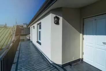 ツーリストアパートメント Apartments 17 Szewska
