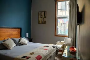 تختخواب و صبحانه Bo Hotel & Terraza