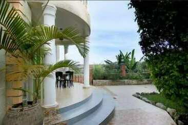 Pensione Atlas Residences