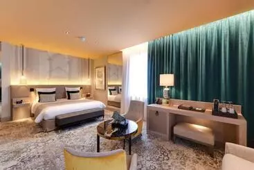 Otel Hôtel & Spa Les Sept Fontaines Best Western Premier