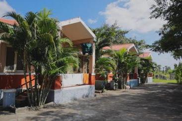 Hotel Mannmuqi Village