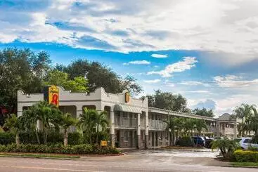 בית מלון כפרי Super 8 By Wyndham Bradenton Sarasota Area