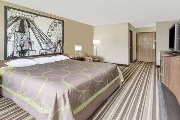 فندق على الطريق Super 8 By Wyndham Plymouth