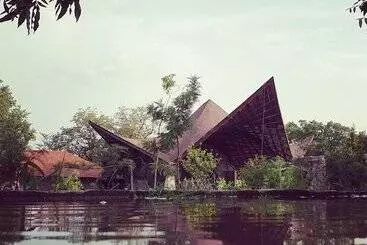 Serendipity Lakes And Resorts