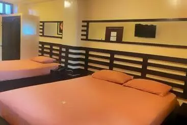 پانسیون Hostal Montesa