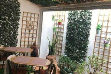 Pension Merry S House