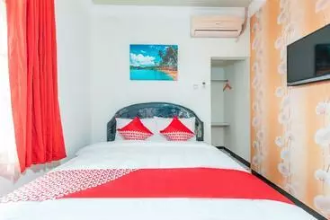 Hostel Griya Si Doel By Oyo Rooms