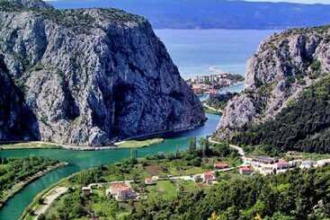 Apartaments turístics Apartment Sreta