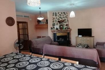 Casa Rural E Puente Del Segura