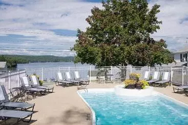 Hotelli Lake Bomoseen Lodge