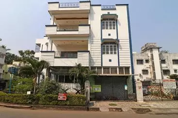 ホテル Rishta Inn By Oyo Rooms