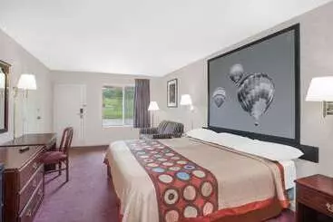 汽车旅馆  Super 8 By Wyndham Decatur Priceville