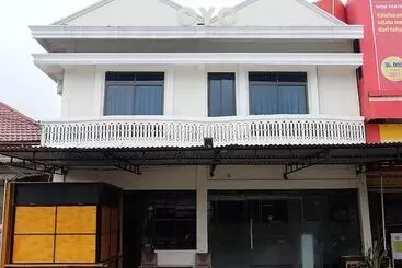 ユースホステル Fayadh By Oyo Rooms