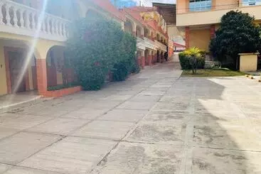 Hotelli Real Classic Inn