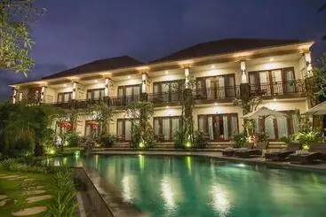 Otel The Mudru Resort By Pramana Villas