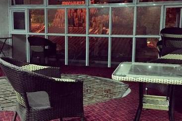 Hotel Huong Sen Homestay