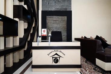 Vandrarhem Erna's House Solo By Oyo Rooms