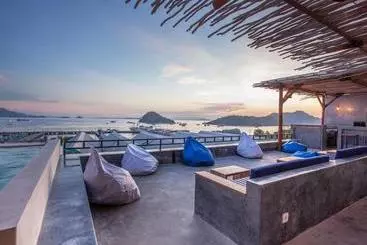 هتل Le Pirate Labuan Bajo Adults Only