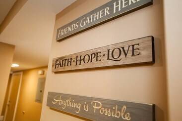 관광객 아파트 Lux Condo Near Boston   3 King Beds 2 Bath Parking