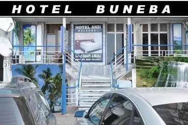 هاستل Buneba