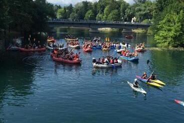 پانسیون City Bridge Guest House