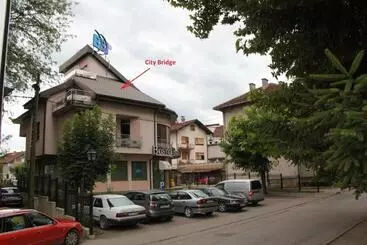 پانسیون City Bridge Guest House