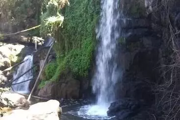 Majatalo D & H Guesthouse