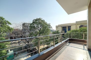 Hotell Navish Residency By Oyo Rooms