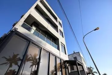 Majatalo One Way B&b