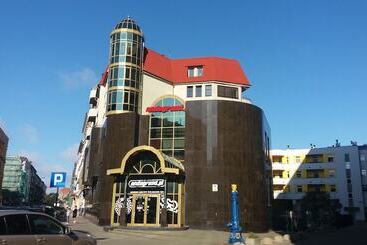 آپارتمان‌های توریست‌ها Top Apartments 2