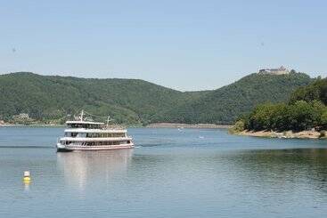 דירות לתיירים Modern Apartment In Vohl Near The Forest