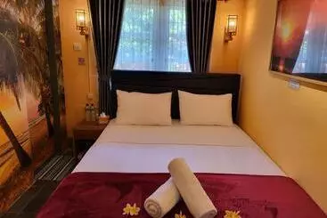 ユースホステル Dewi Sri Guesthouse