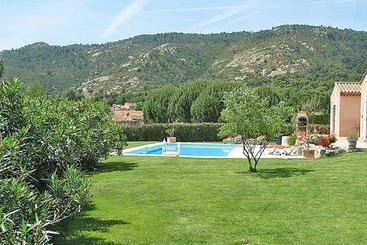 Жильё для туристов La Mastineria Private Pool