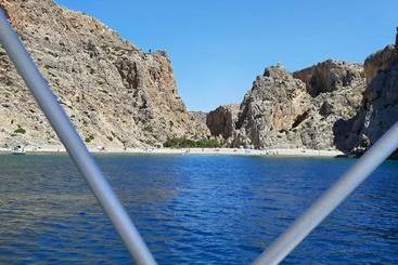 بنسيون Villa Koutsakis