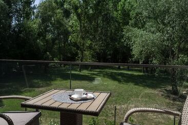 Отель Easy Suites Hévíz