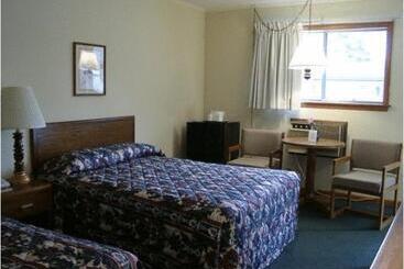 Szálloda Waterfront Inn Mackinaw City