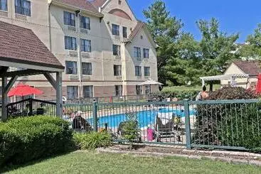 استراحتگاه Branson Hillside
