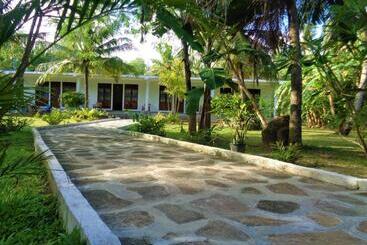 Pension New Holiday Reach